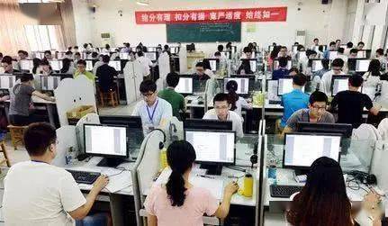 供需之争下的就业困境 市场已饱和专业指导——从人才培养与需求匹配谈起